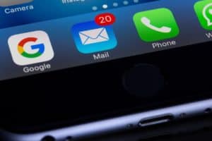 Email App With Notification Bage On Iphone